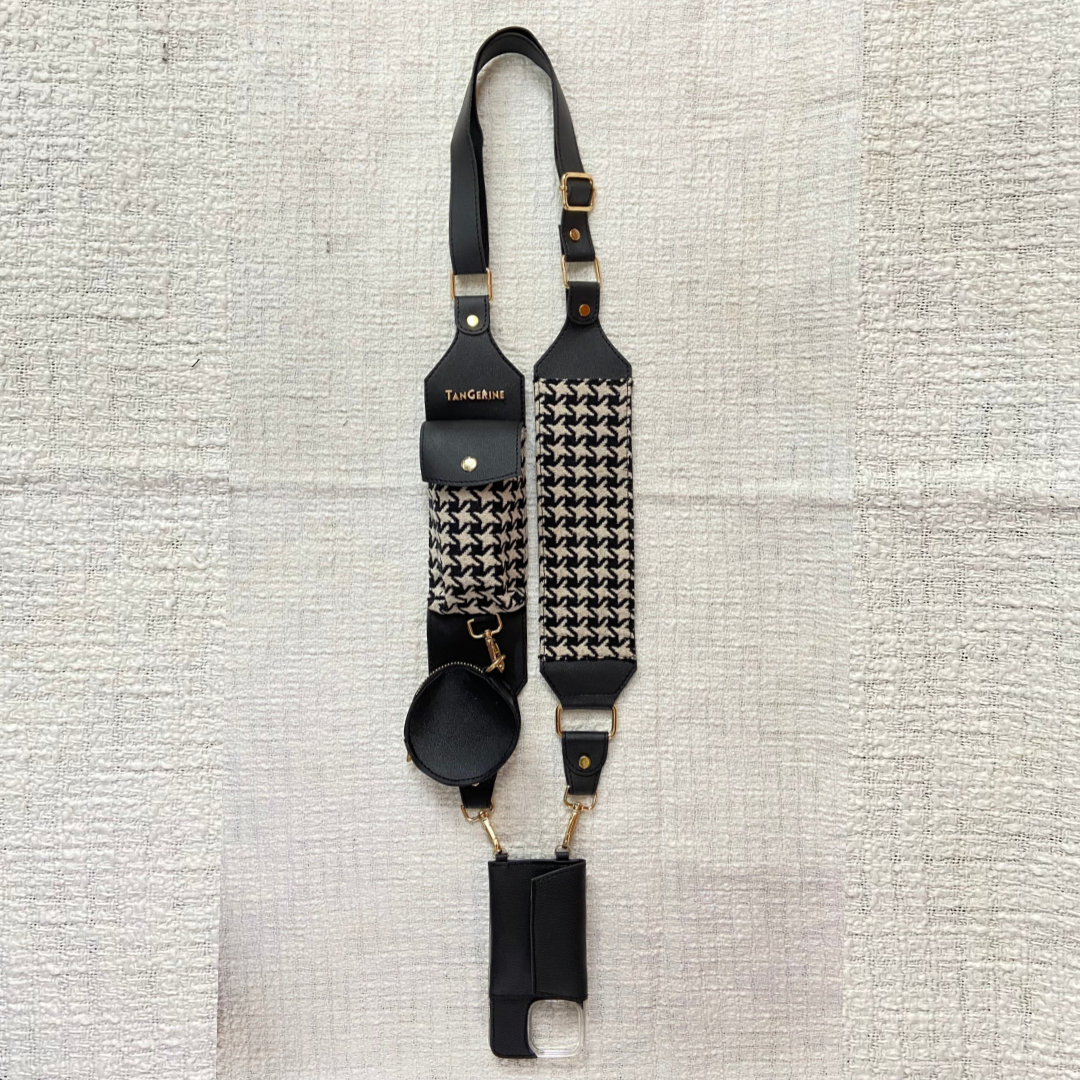 Black & White Vintage Small Print Cloth on Pocket Pochette Belt with Phone Case