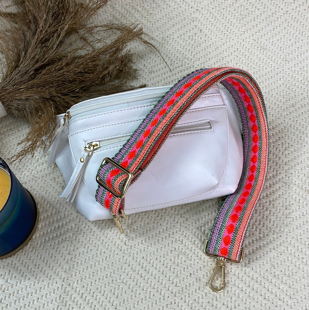 BUM BAG IN WHITE