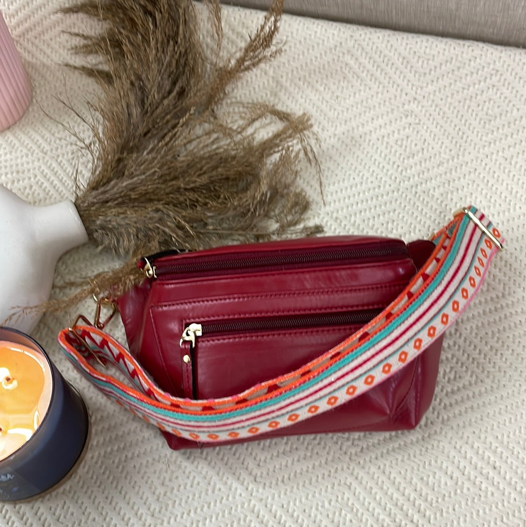 BUM BAG IN WINE