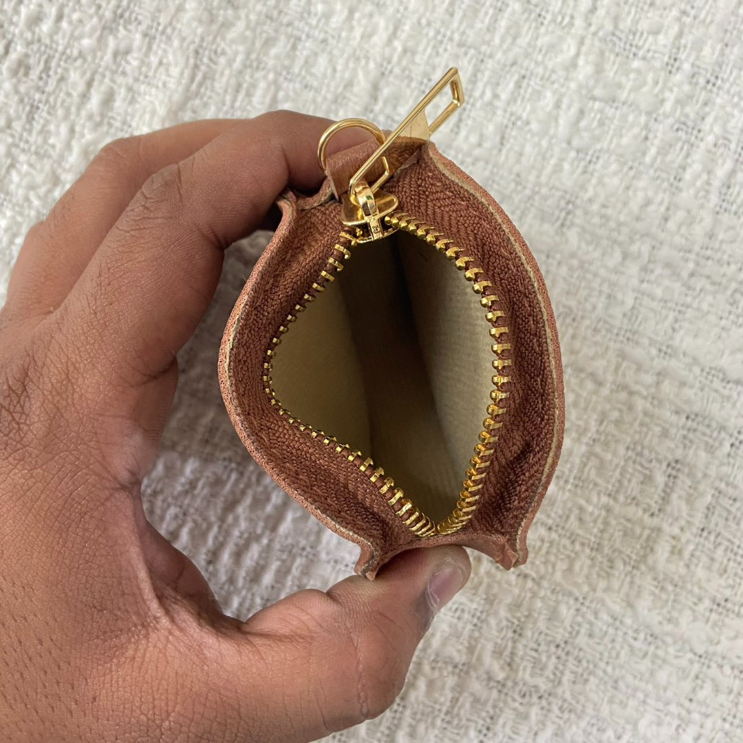 Tan Vibrant Pochette Belt with Phone Case
